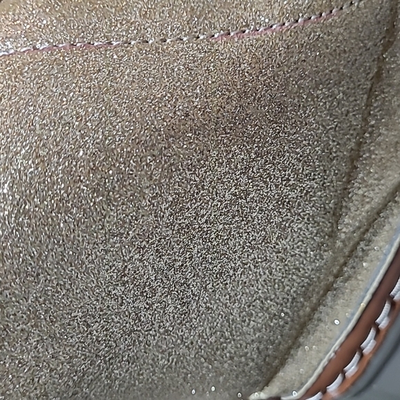 OUTWOODS SHORT GLITTER GOLD LINED DUCK BOOTS - Picture 2 of 13